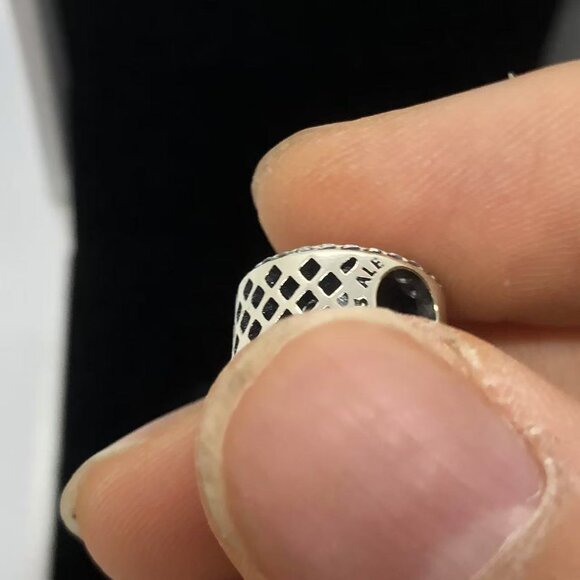 ✨🔥Pandora Police Badge Exclusive Charm Dangle Police Officer Pendant - Picture 3 of 3